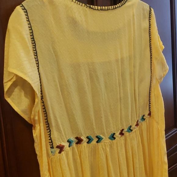 DDR dress - Picture 6 of 8